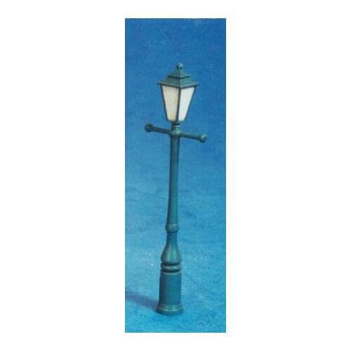 Scene model Four corner resin street light 1:35
