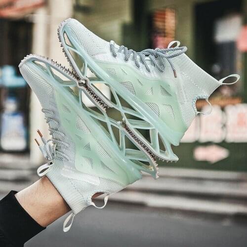 2021 New mens shoes fluorescent high-top breathable socks shock absorption sports casual shoes lovers Outdoor jogging shoes