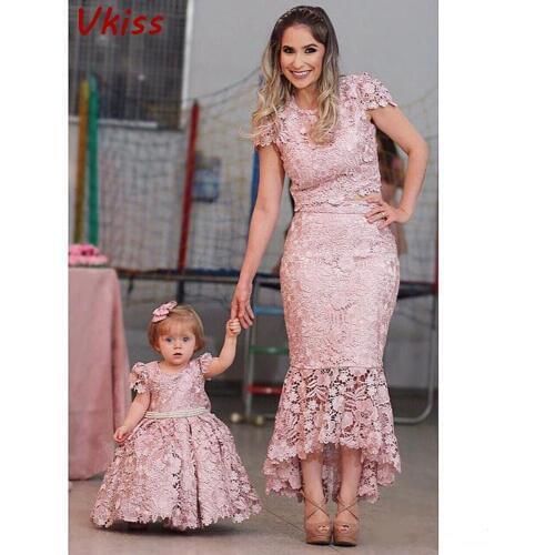 Blush Lace Mother And Daughter Dresses 2020 Evening Wear Jewel Neck A-Line Flower Girls Prom Gowns With Cap Sleeves Formal Dress