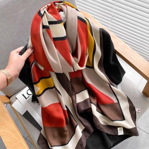 Luxury Brand 2021 Cotton Linen Printed Scarf Women Sun-resistant Shawls and Wraps Scarves Summer hijab pashminas foulard female