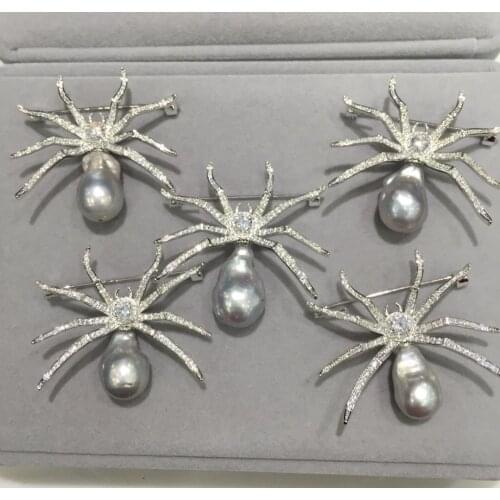 Baroque Natural fresh water pearl brooch pins spider brooch copper with cubic zircon fashion women jewelry grey color