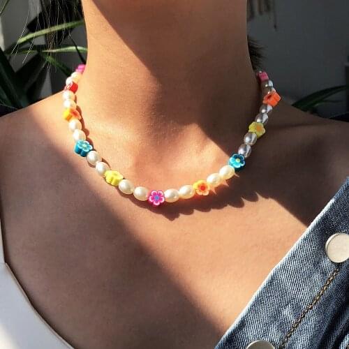 Colorful Flowers Imitation Pearl Necklace for Women Fashion Simple Bohemian Handmade Beaded Choker Jewelry