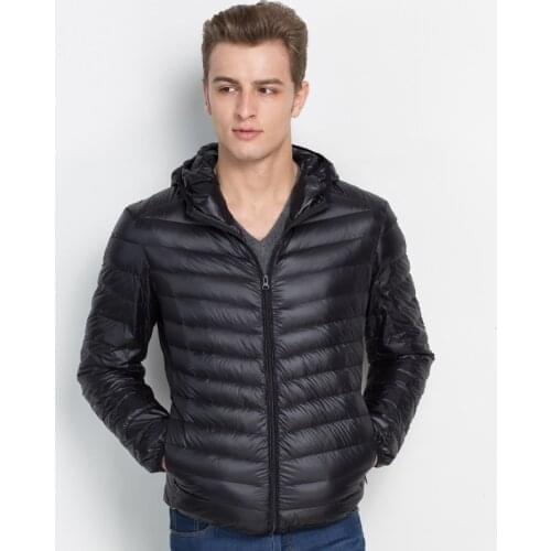 QUANBO Mens Lightweight Water-Resistant Packable Hooded Puffer Jacket