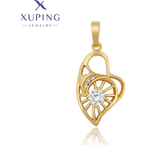 Xuping Jewelry Fashionable New Design Heart with Stone Light Gold Color Pendant Necklace Lady Gifts 30922
