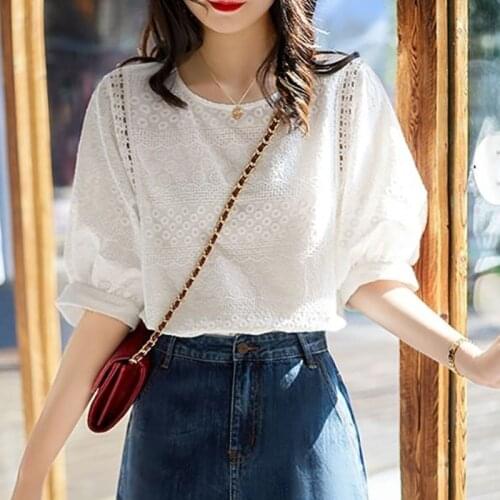Embroidery Women Spring Summer Style Loose Lace Blouses Shirts Lady Casual Half Puff Sleeve O-Neck Loose Lace Blusas Top ZZ0459