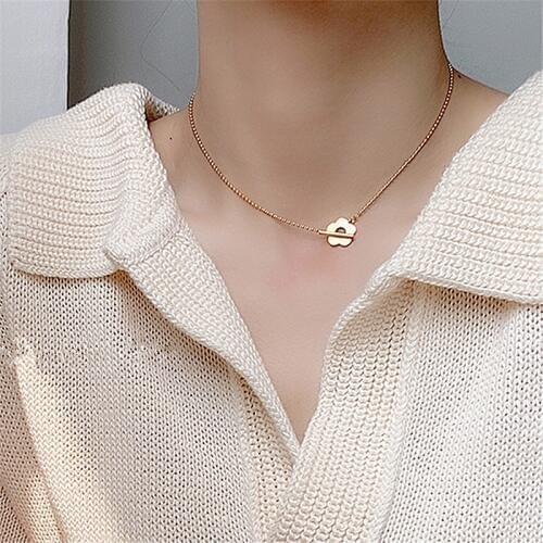 2020 New Daisy Flower Necklace Korean Styles Female Simple Chic Jewelry Choker Collares Gifts