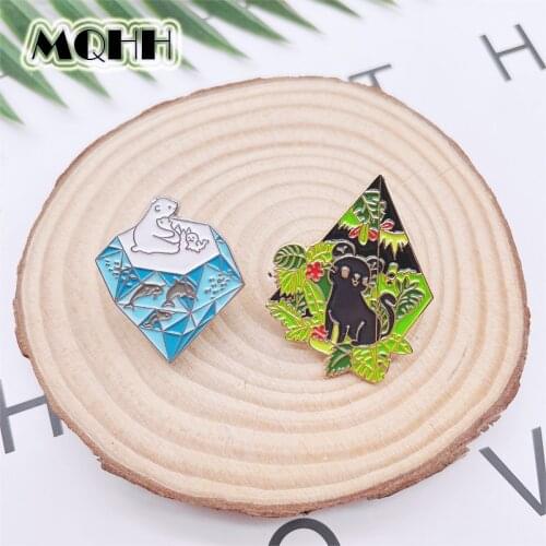 Creative Geometry Animal Enamel Pins Bear Penguin Dolphin Wood Cat Brooch Alloy Badge Fashion Woman Jewelry Gift For Friends
