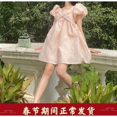 Castle Escape Princess bubble sleeve embossed fabric dress womens summer 2021 new design