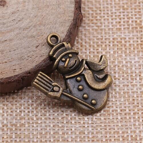 Free shipping 23pcs 29x25mm antique bronze snowman charms diy retro jewelry fit Earring keychain hair card pendant accessories