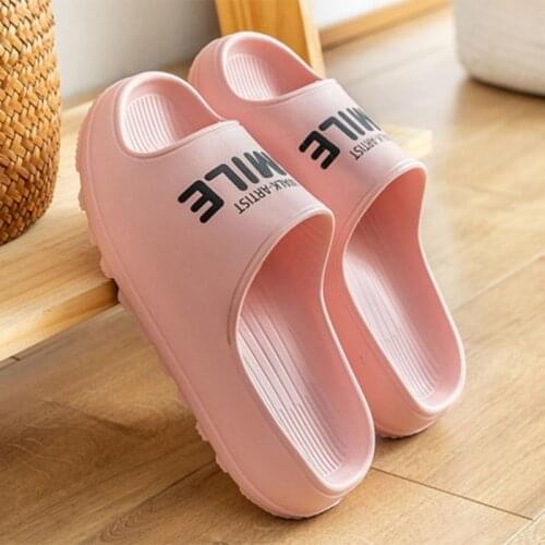 2021 Flatform House Slippers Women Non-slip Soft Bathroom Shoes Footwear Boys Girls Lovers Flip Flops Summer Slippers For Home