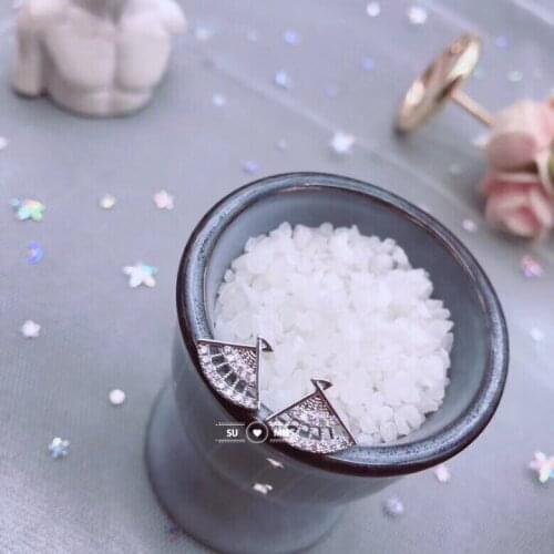 Free Shipping Fashion Jewelry Earring for Women Earring CZ Stone Fan Design Earring Wedding Gift for Women