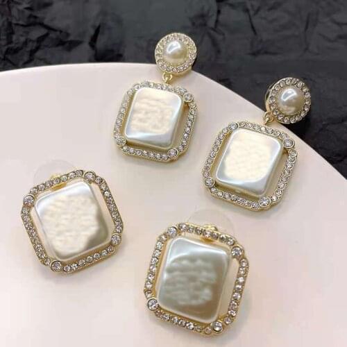 21 Hot Brand Yellow Gold Color Fashion Jewelery Woman Pearls Earrings Cube Party High Quality Water Drop Pearls Studing Jewelry