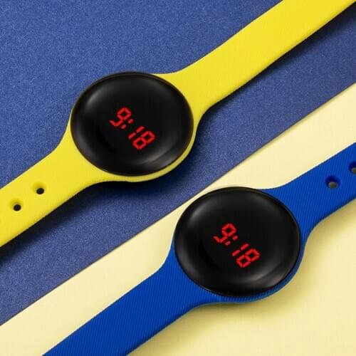 Round LED Temp Display Fitness Bracelet Waterproof Smart Watch Time/Date/Luminous JR Deals