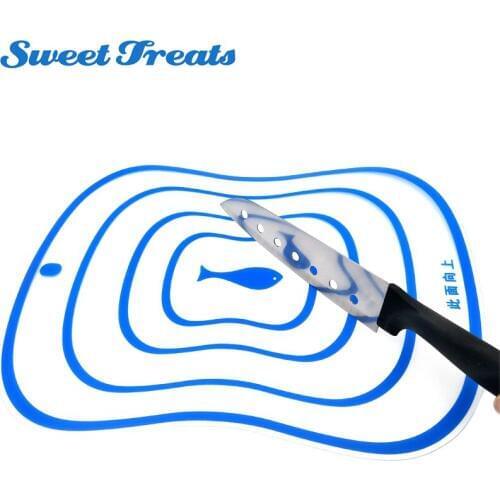 Kitchen Plastic Chopping Block Meat Vegetable Fruit Cutting Board Frosted Transparent Bendable Classified Antibacterial Non-slip