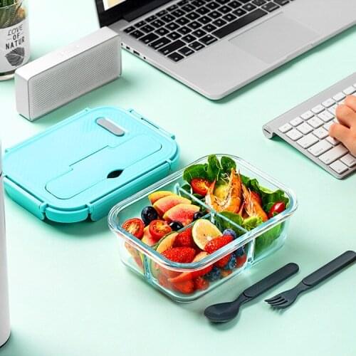 Glass lunch boxes for office workers, bowls of microwave-heated rice and fresh-preserved lunch boxes for students