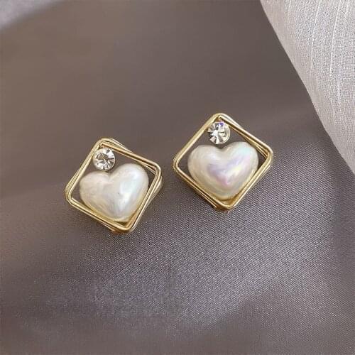 2021 New Arrival Stud Earrings Fashion Metal Women Classic Stud Earrings Simple Elegant Female Jewelry For Girl