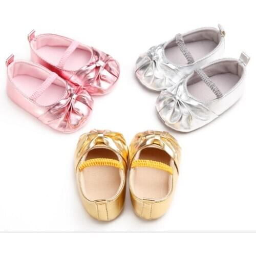 Girl baby 0-1 years old spring and autumn fold butterfly knot solid color soft bottom toddler shoes
