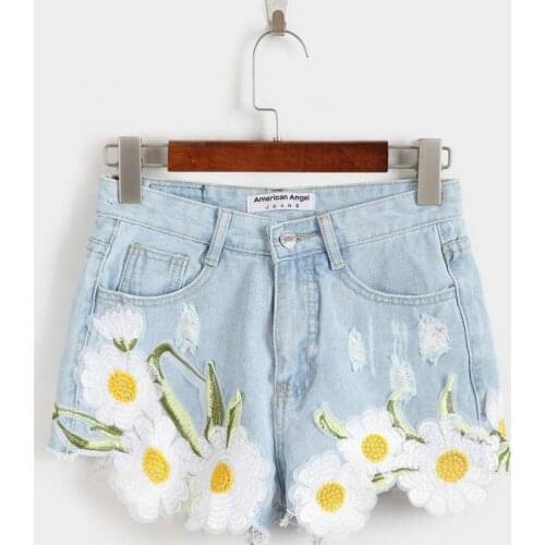 YANQINGHUAN 2018 Summer Fashion Small Fresh Elegant Embroidery Flowers Worn Cowboy Shorts Ladies lovely Teenage style Hot shorts