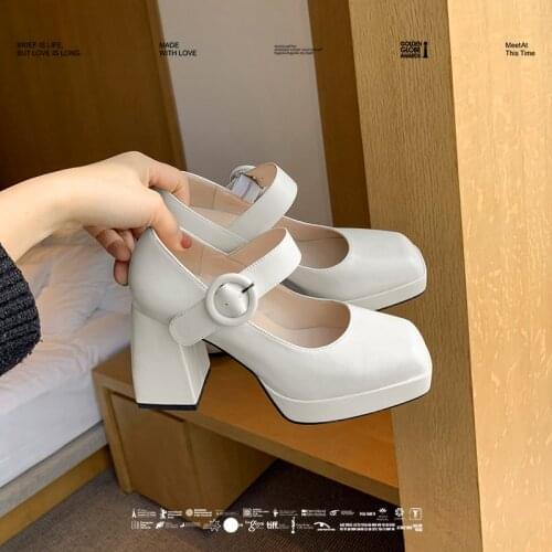 Osunlina Elegant Mary Janes Pumps Woman Platform Square Heels Pumps Round Toe Buckle Strap White Black Brown Handmade Shoes 2021