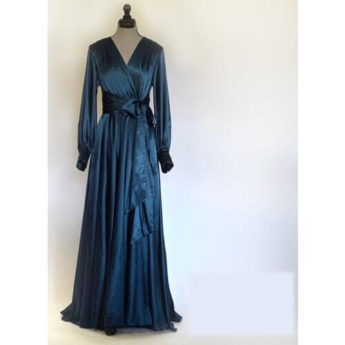 Satin Silk Women Sleepwear Lingerie Belt Long Robe Long Sleeve Bathrobe Winter Nightwear Babydoll Robe Dressing Gowns