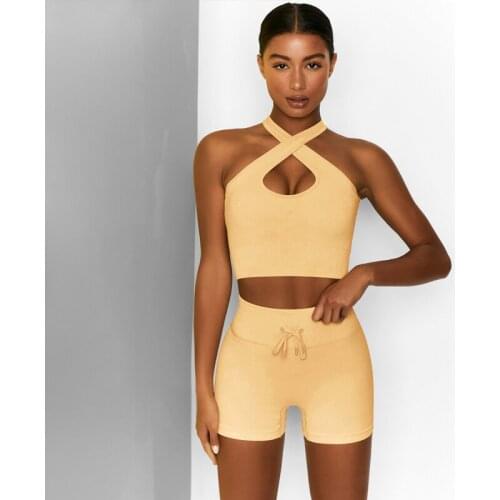 Seamless Yoga Sets Cross Straps Sexy Bras Sports Shorts Quick Dry Sports Sets High Waist Push Up Workout Sportswear Gym Clothing