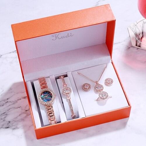 Luxury Rhinestone Designer Watches for Women Romantic Gold Silver Womens Wrist Watch Ladies Watch Relogio Feminino Reloj Mujer