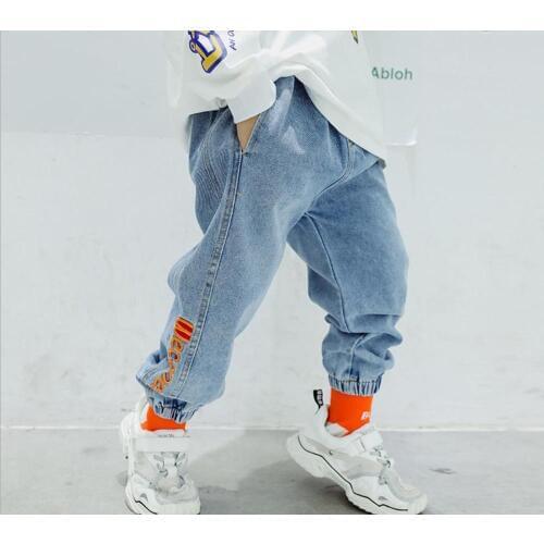 Childrens jeans with embroidered feet 2020 new spring&autumn kids loose denim tide pants casual jeans for infants Boby Boy 2-8Y