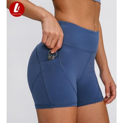 Anti-sweat Plain Sport Athletic Shorts Women High Waisted Soft Cotton Feel Fitness Yoga Shorts with Two Side Pocket