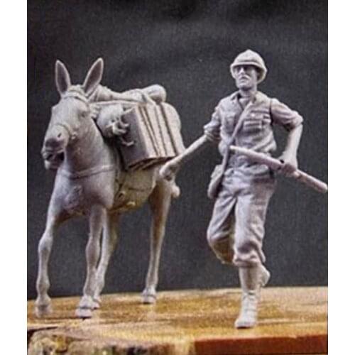 1/35 Resin Figure Building Kit French soldier and donkey
