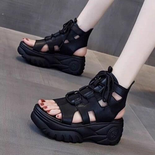 2021brand new Summer Woman Slides Cross-tied Flat Sandals Roman Beach Slippers Black Non-slip EVA Flip Flops Outdoor Shoes