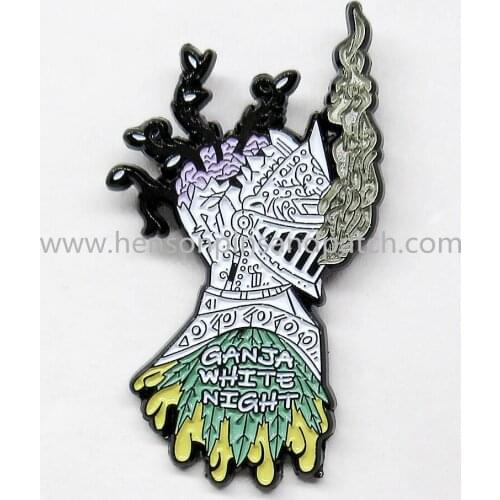 Black metal soft enamel smoking pin badge