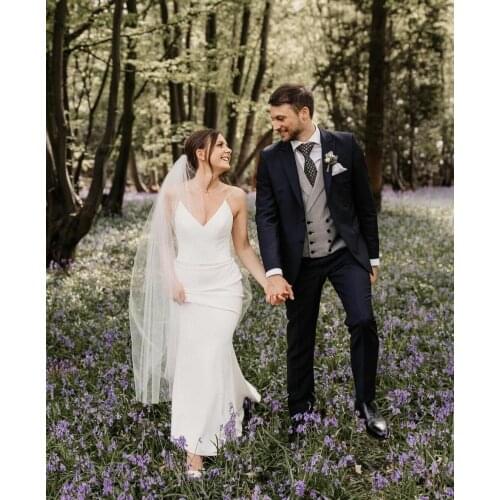 Long Spaghetti V-Neck Mermaid Wedding Dresses Ivory Open Back Stretchy Satin Robes De Mariée Bridal Gown For Women