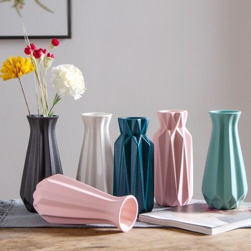 Nordic style ceramic vase fashion breathing flower container living room flower arrangement creative decoration home decorations