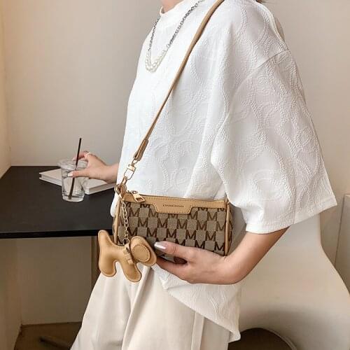 2021 New Chest Bag Shoulder Messenger Bag Horizontal Bucket Crossbody Bag Fashion Retro Printed Women Bag Street Fashion