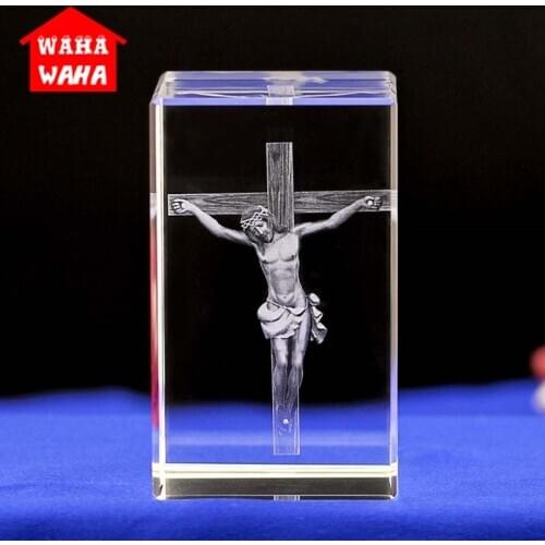 Catholic Holy Cross Love Art Artificial Crystal Ornament Laser 3D Internal Statue Sculpture Engraving Passion Sunday Figurines