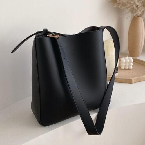 Vintage Pu Leather Shoulder Bags for Women Fashion Large Capacity Crossbody Bags Womens Solid Color Bucket Handbag