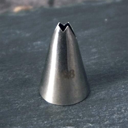 #68 Small Size Leaves Nozzle Stainless Steel Cream Cup Cake Decorating Icing Piping Tips Pastry Tools Bakeware