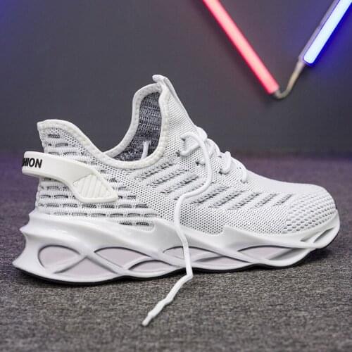 Mens sports shoes student trendy shoes fashion Korean breathable casual shoes 2021 summer new style