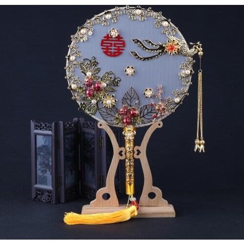Chinese wedding antique bride fan Bride fan costume silk holding metal flower round fan