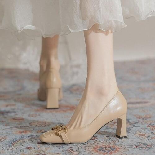 2022 NEW Luxury Office Ladies Heels Pumps Women High Heels Buckle Strap Metal Decoration Chunky Heel Party Female Vintage Pumps