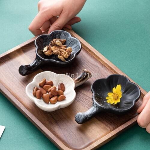 Creative Seasoning Dish Household Ceramic Dipping Dish Japanese Tableware Soy Sauce Dish Vinegar Dish Seasoning Dish Cute Dish