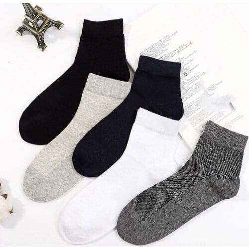2021 Brand New Mens Cotton Socks Business Casual Breathable Spring Summer Autumn Male Crew Socks Meias Black White Gray Sokken