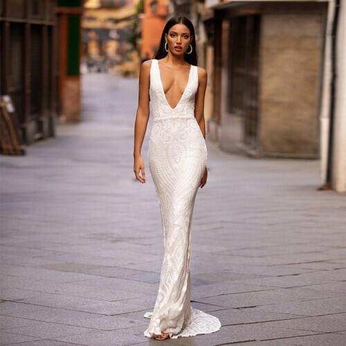 Hot Sale Girls Party Dress Sleeveless Deep V-Neck Applique Backless Bodycon Prom Dress