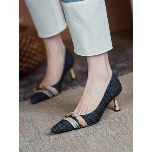 EshtonShero Womens Pumps Pointed Toe Flower 6.5cm Thin High Heels Knitting Sexy Women Shoes Female Wedding Stilettos