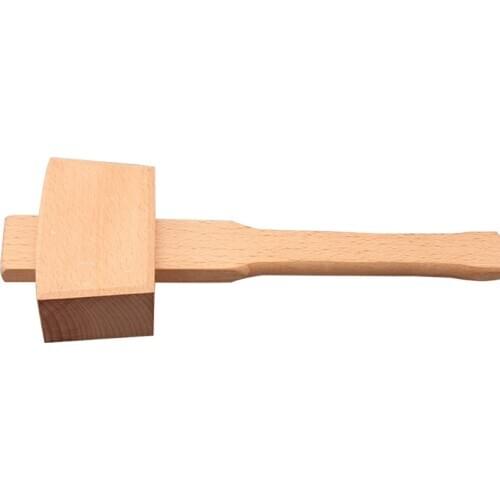 The Well-Balanced Beechwood Woodworking Mallet That’s Ideal for Solid, Damage-Free Striking