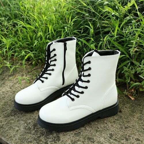 Thick soled Marten boots for women British wind 2021 autumn winter ladies boots large size