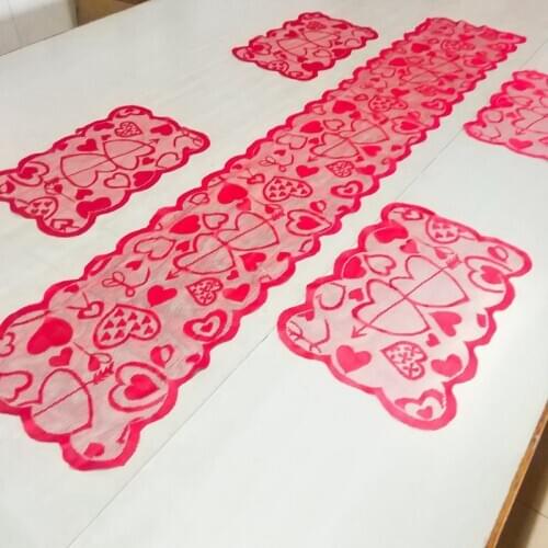 Red Heart Tablecloth Table Runner Wedding Dinner Banquet Valentines Day Table Runner Banquet