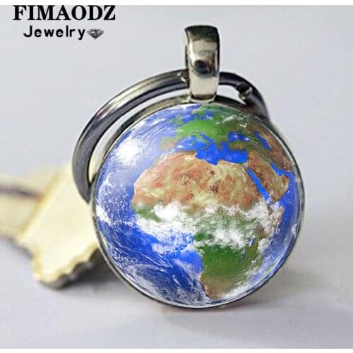 FIMAODZ Blue Earth Keychain Space Earth Map Glass Cabochon Bag Pendant Alloy Key Chain for Travel Lovers Gift Fashion Keyring