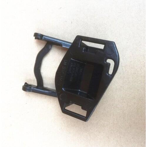 Headlight water spray cover for 2014-2017 XC60 Headlight sprinkler cover bracket Front bumper Water spout fixing bracket