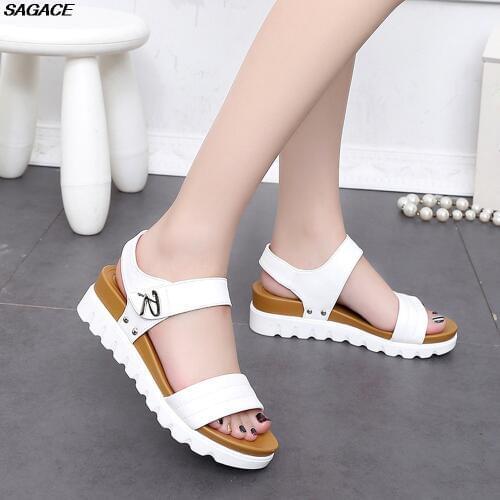 SAGACE Summer Sandals Women Aged Flat Fashion Sandals Comfortable Ladies Shoes Sandalia Feminina Beach Summer Shoes Praia C26